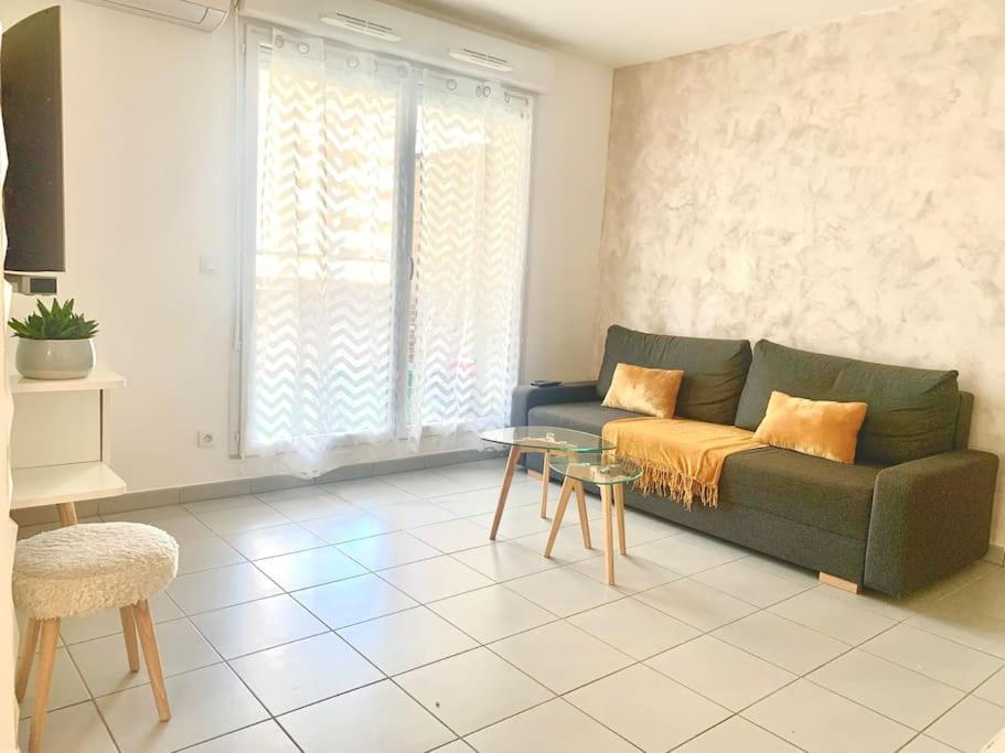 60 M2 Terrasse Et Parking Marseille