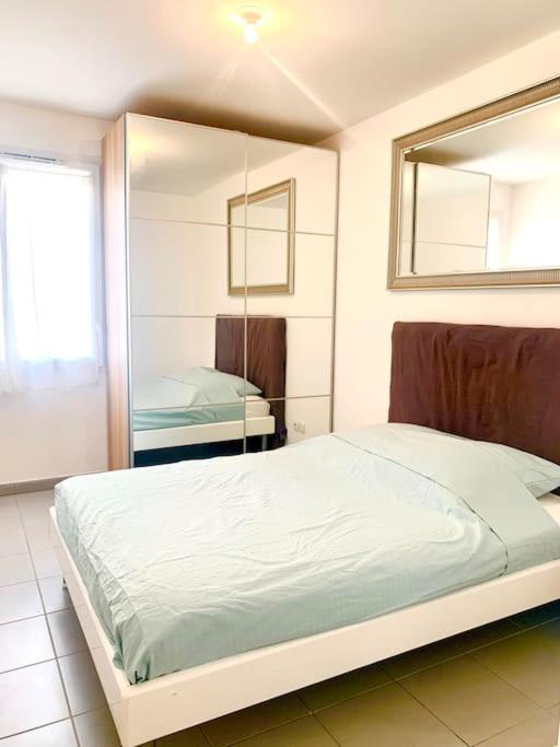 60 M2 Terrasse Et Parking *