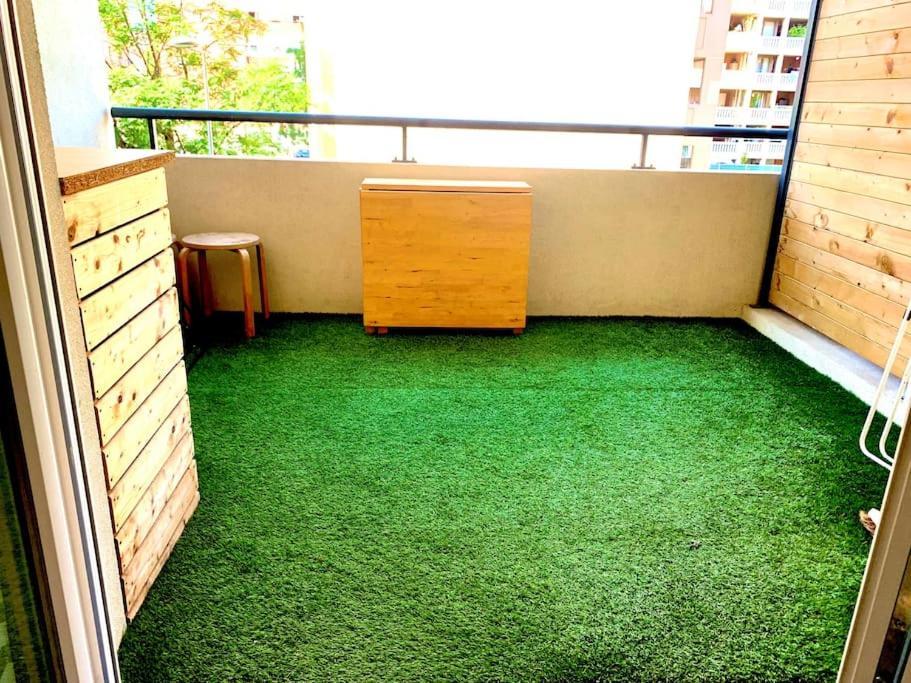 60 M2 Terrasse Et Parking * Marseille